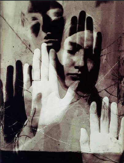 Te cuento que…<br/> por Suzan Matteo 1 Man Ray Atril press