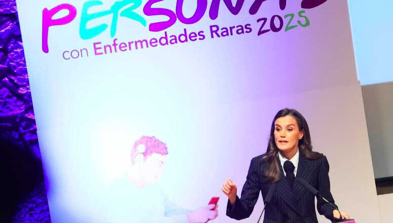 Mensajes reales,<br/> por Mayte Navarro